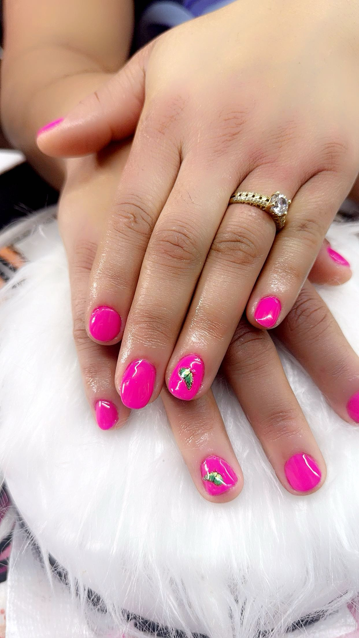 Blonde Nails nail photo 3